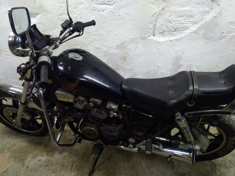 Honda VF 750 C RC 09 V45 MAGNA części