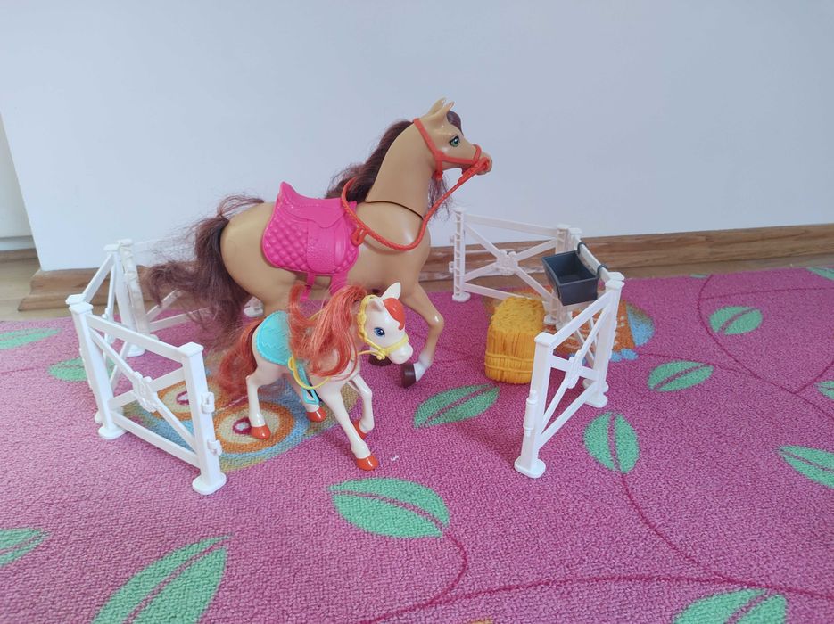 Koń i kucyk Barbie