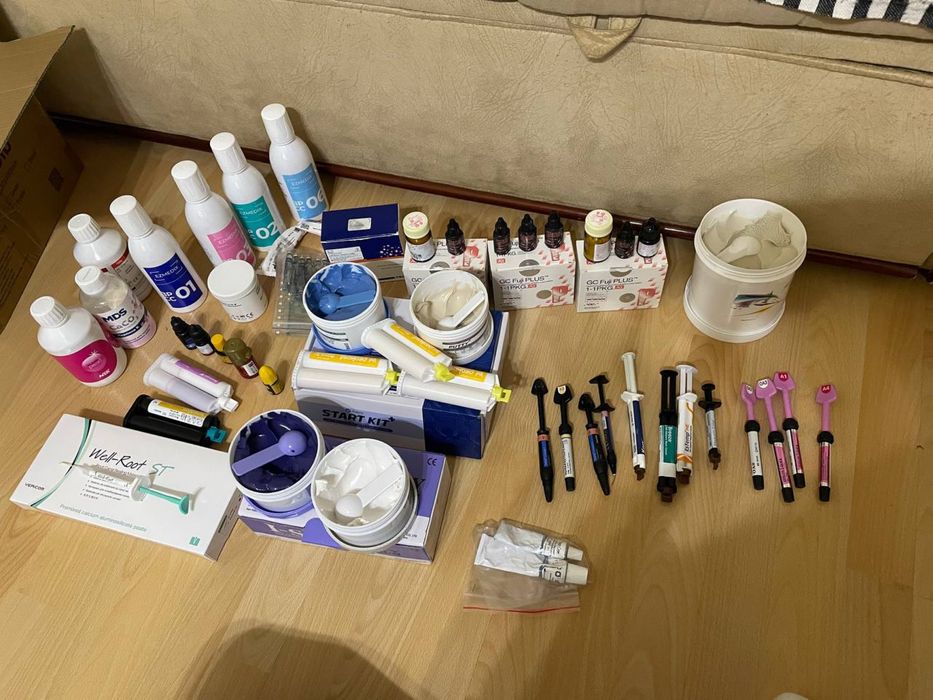 Стоматологічні матеріали. Вживані.