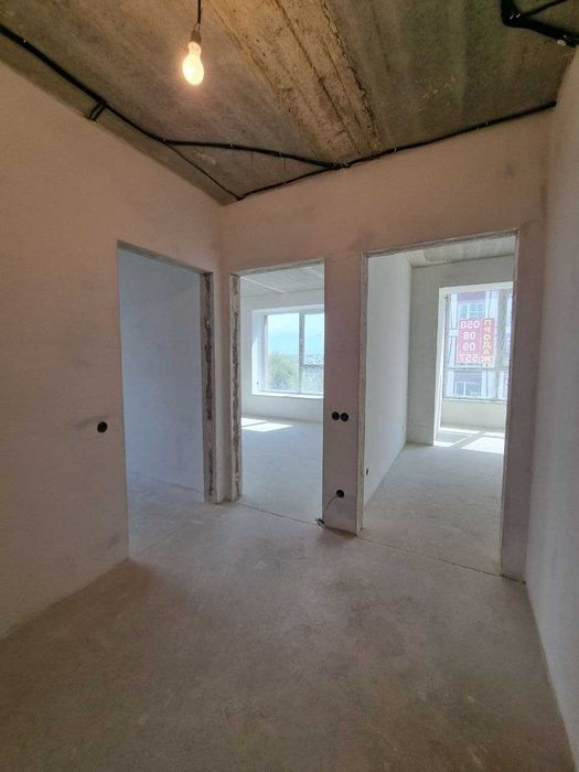 Продається 2-кімнатна квартира в сучасному житловому комплексі