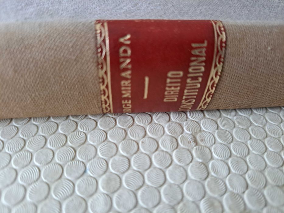 Direito Constitucional (1977) - Jorge Miranda