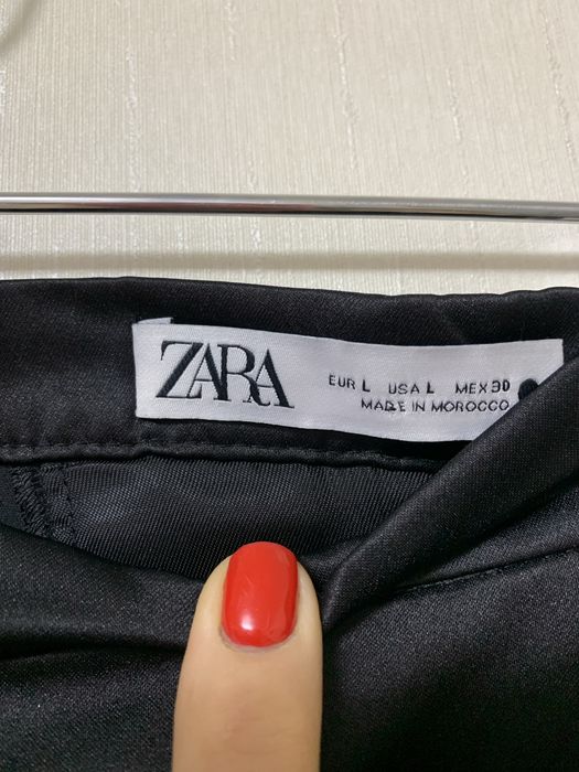 Zara миди  юбка из атласа