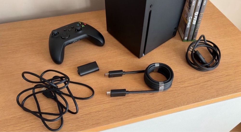 Продам Xbox Series X