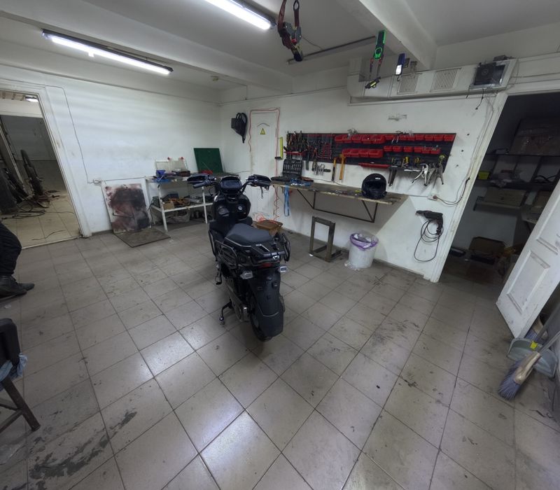 Продам  електроскутер без акумулятора або зі збіркою під ваші потреби