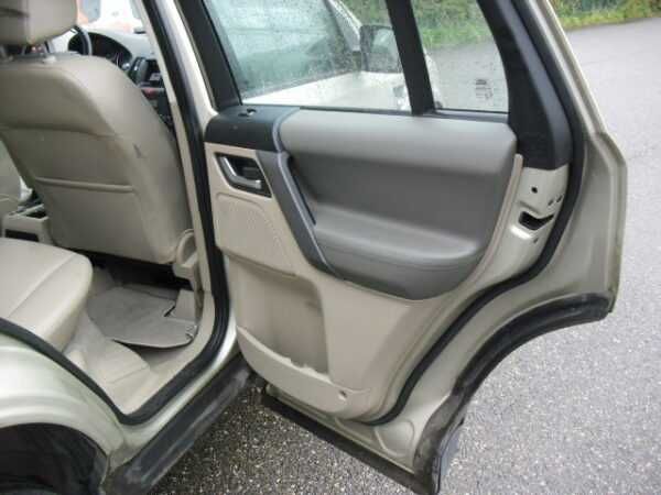 Land Rover Freelander 2 td4 Peças usadas bancos tablier gancho reboque