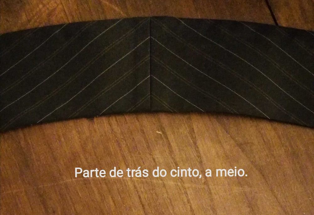 Fato Calça e Casaco em tecido de Excelente Qualidade