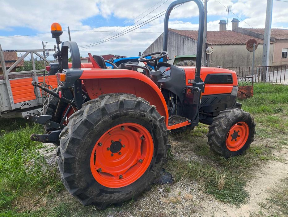 Trator Kubota L3130