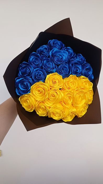 Букет для героя з атласної стрічки