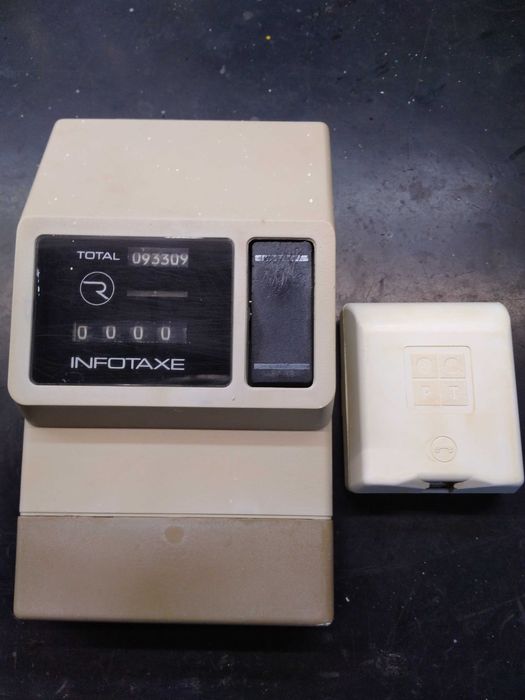 Contador de impulsos antigo _ Infotaxe - Reguladora