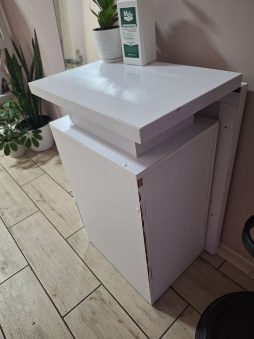 Стіл манікюрний ,стіл з шухлядами