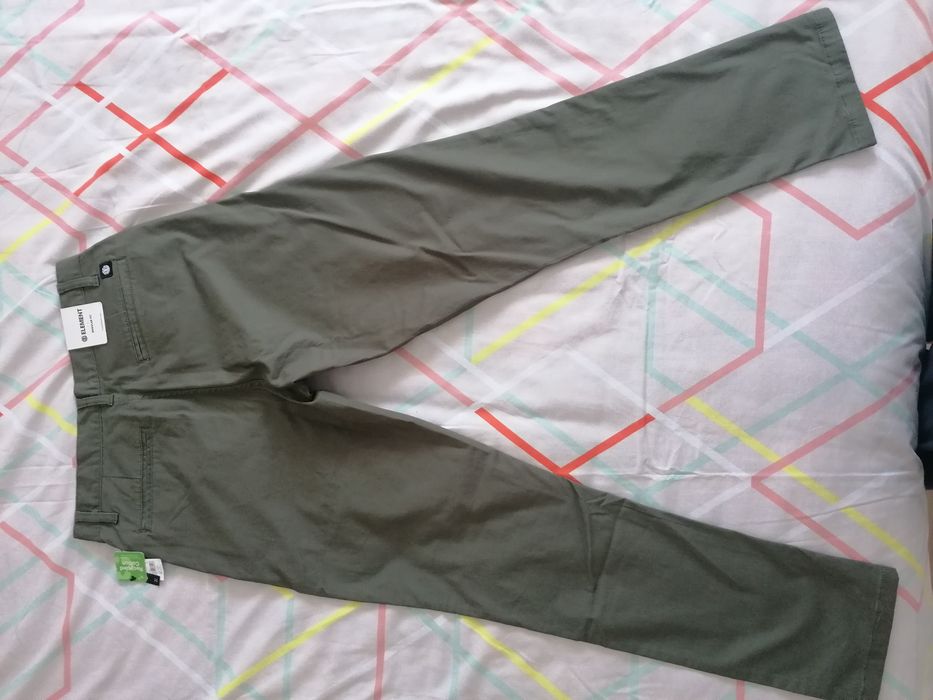 Calças ELEMENT regular fit (tamanho 28) - Surf / skate