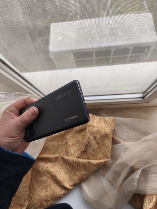 Xiaomi Mi 11 Продам