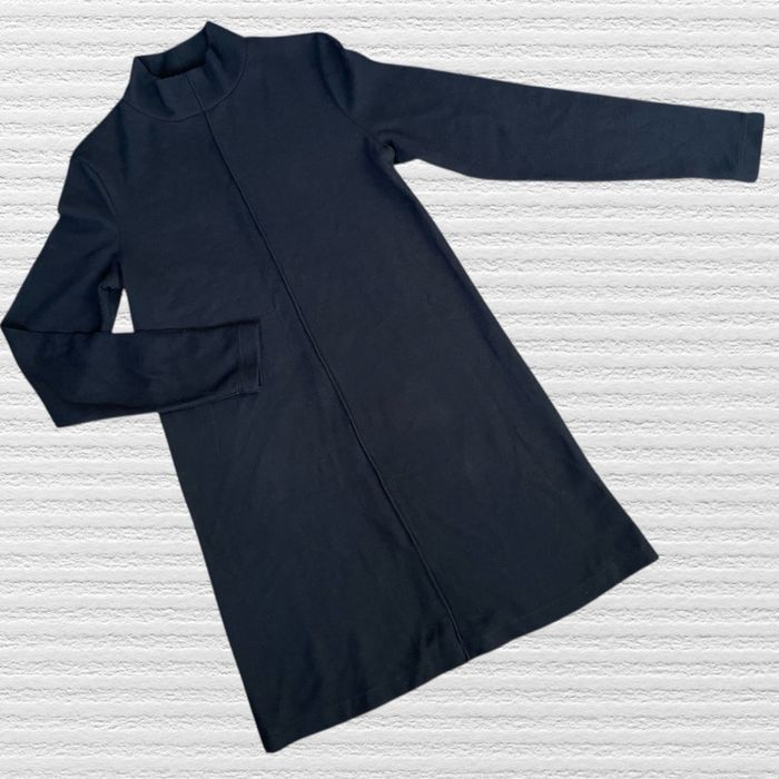 Сукня з довгим рукавом