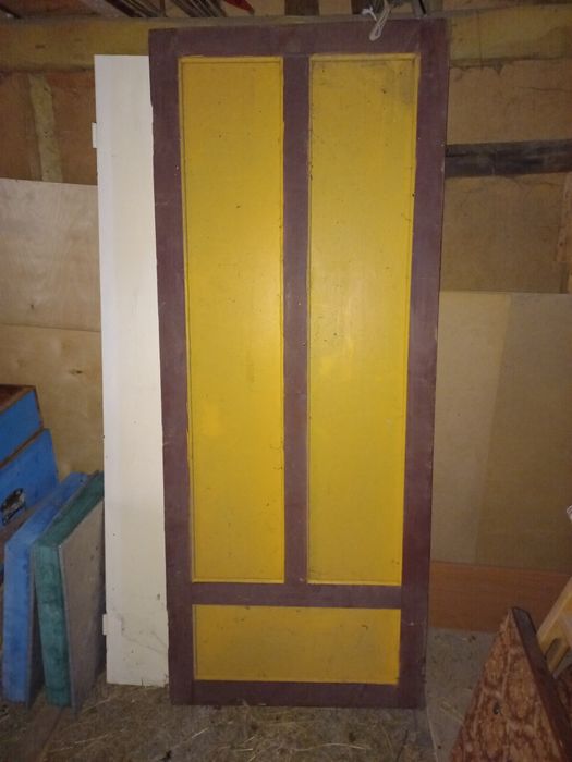 Двері 0.8на 1.99м  фільончаті,0.8×1.93 білі.