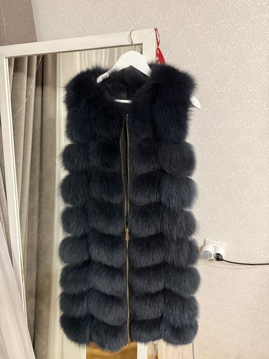 Жилетка з хутра натуральна