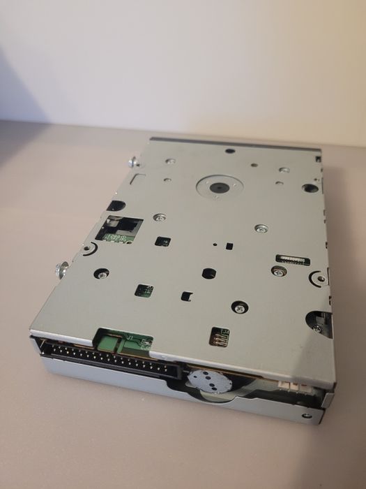 Stacja dyskietek do komputera stacjonarnego