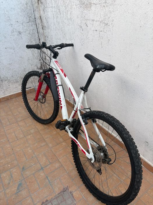 Bicicleta aro 27