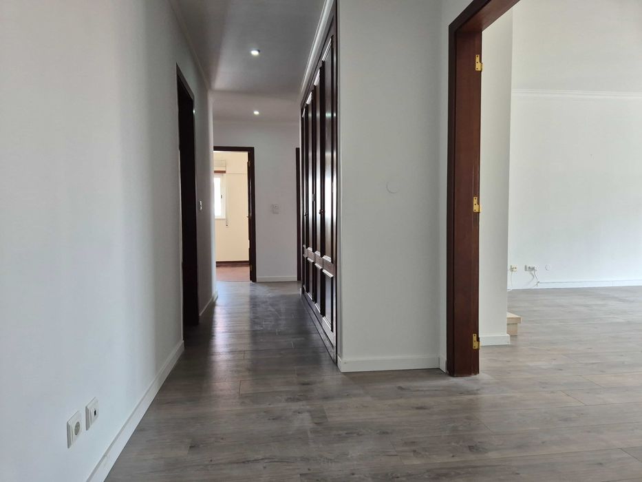 Apartamento T3 para arrendamento no Barreiro