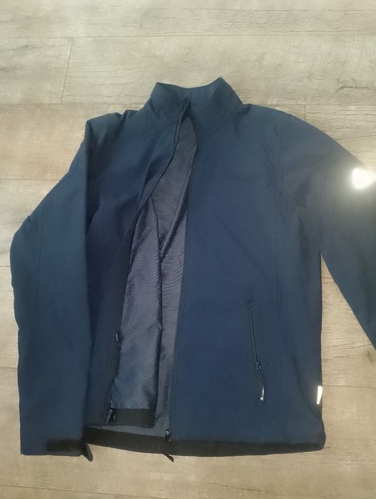 Продам куртку мужскую синюю  р-р 50