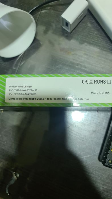 Зарядное для аккумуляторов 18650 на два акб с индикацией