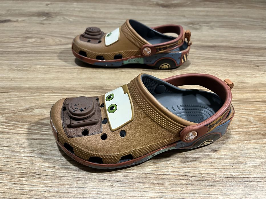 Crocs Classic Clog Mater, коричневі сабо з колаборації Pixar розмір 36(23 см.)