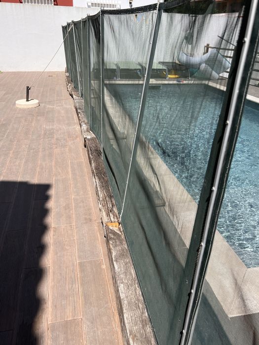 Vedação para piscina translucida e muito segura