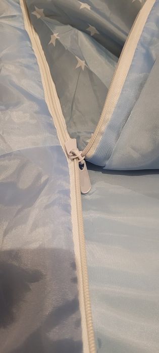 Saco Cama com colchão insuflável para criança