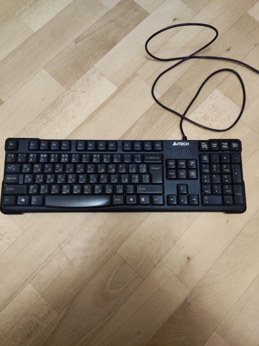 Клавіатура 4Tech всі клавіші робочі