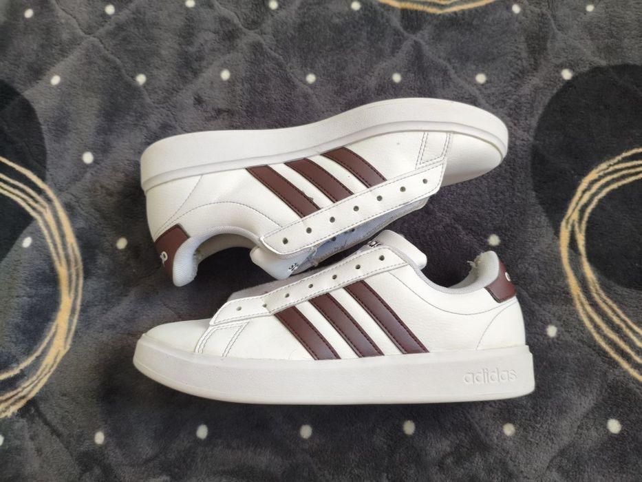 кросівки adidas 41