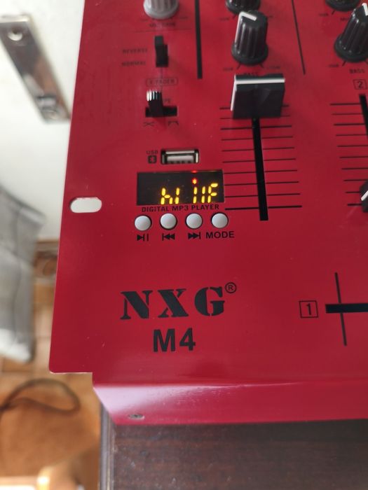 Controladoras NXG M4 efeitos repeat reverb echo delay impecáveis USB