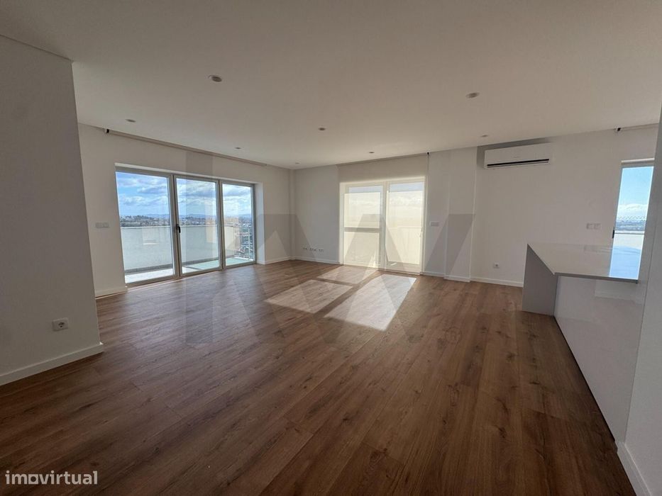 Arrendamento Premium, T3 de Conforto e Elegância junto ao Palácio do G