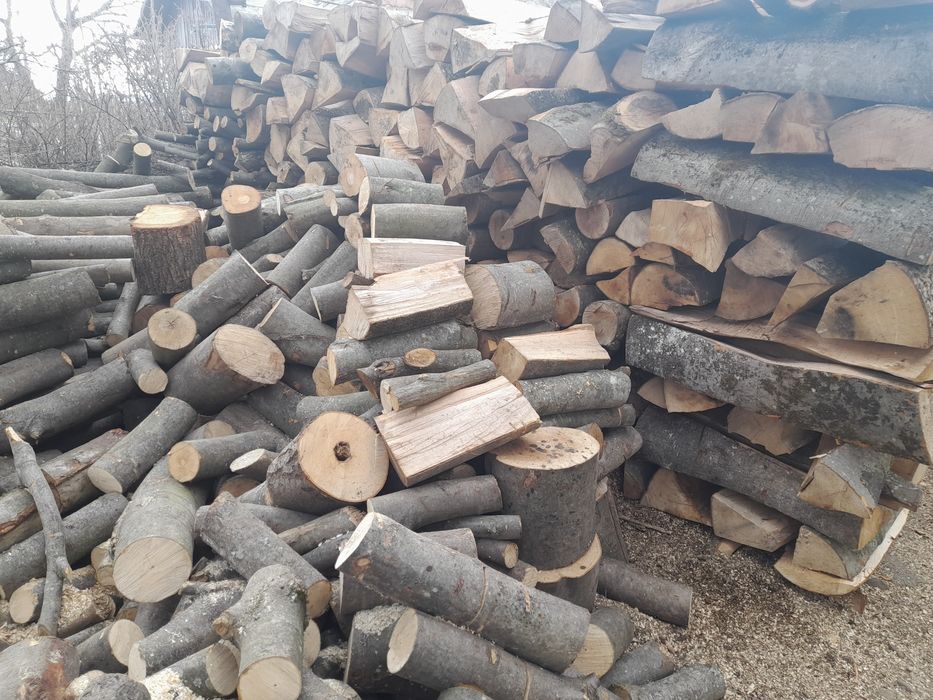 Продам колені метровка дрова