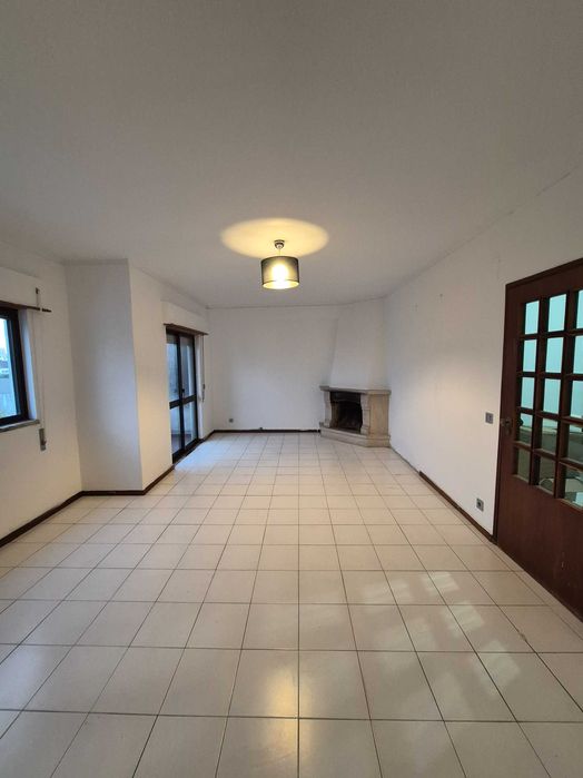 Apartamento T3 Marinha Grande para arrendamento