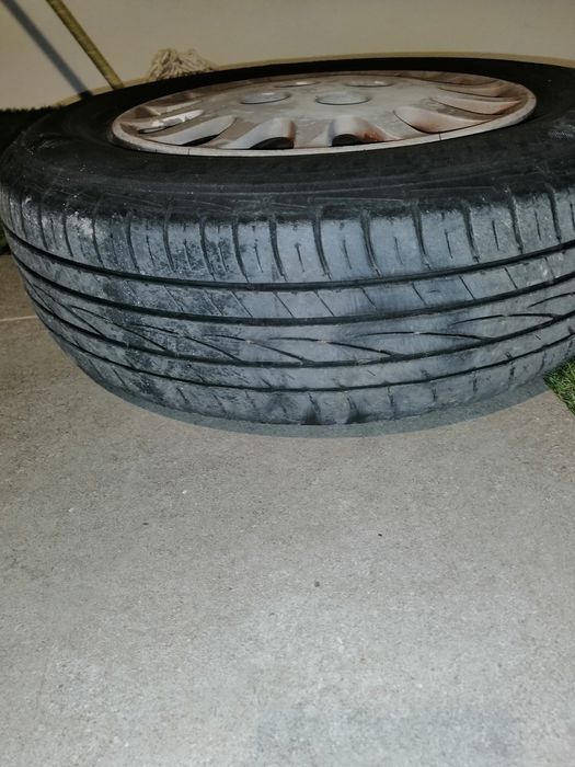 Jantes ferro 13 com pneus 4x100 + pneus + tampões + porcas