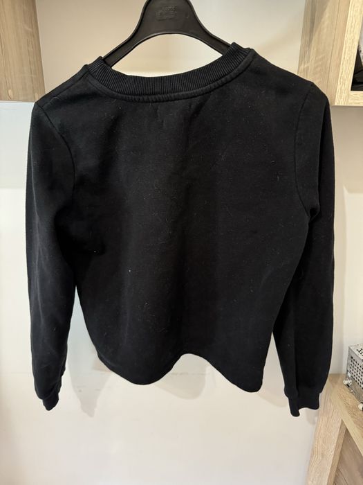 Czarna bluza reserved 38 M