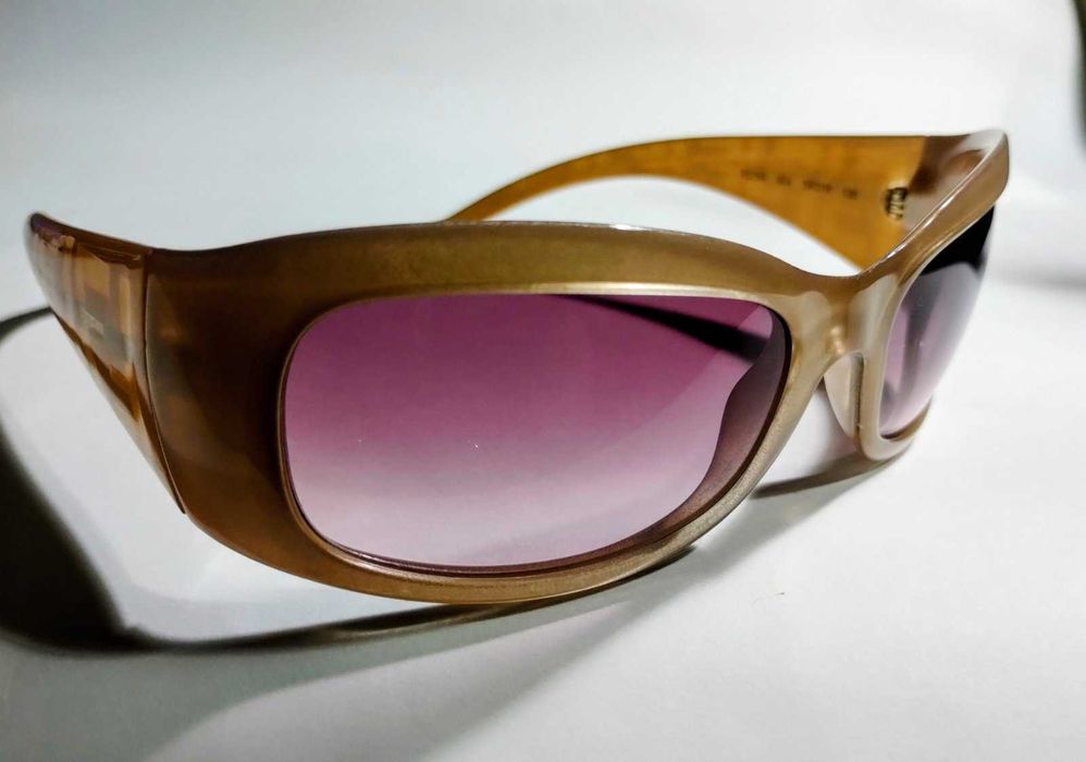 Солнцезащитные очки Fendi, мод. FS299.