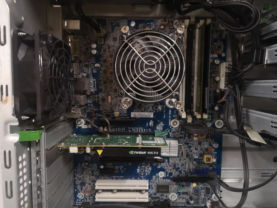 Computador / workstation HP Z220 i7