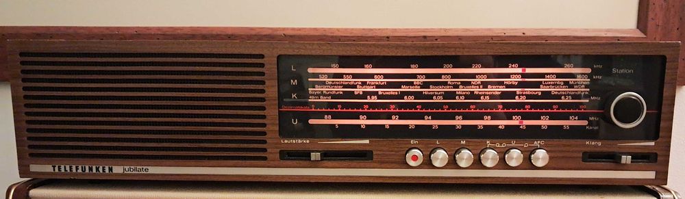 Rádio Telefunken JUBILATE 501 (rádio antigo de 1973)