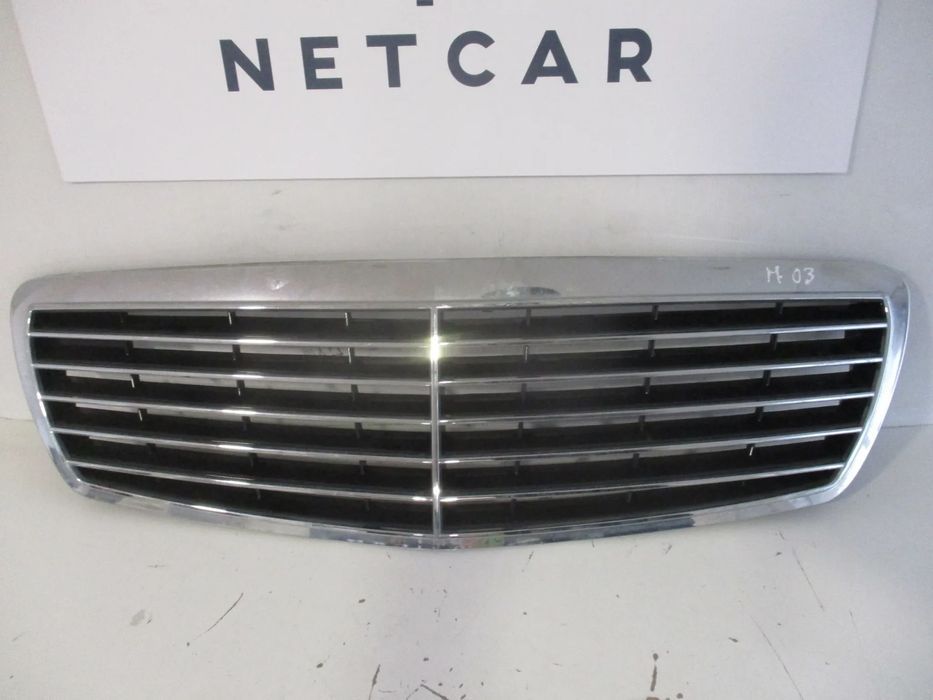 Grelha Mercedes W211 2003