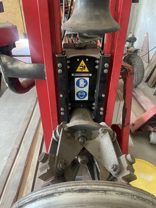 Вантажний шиномонтажний станок Р26