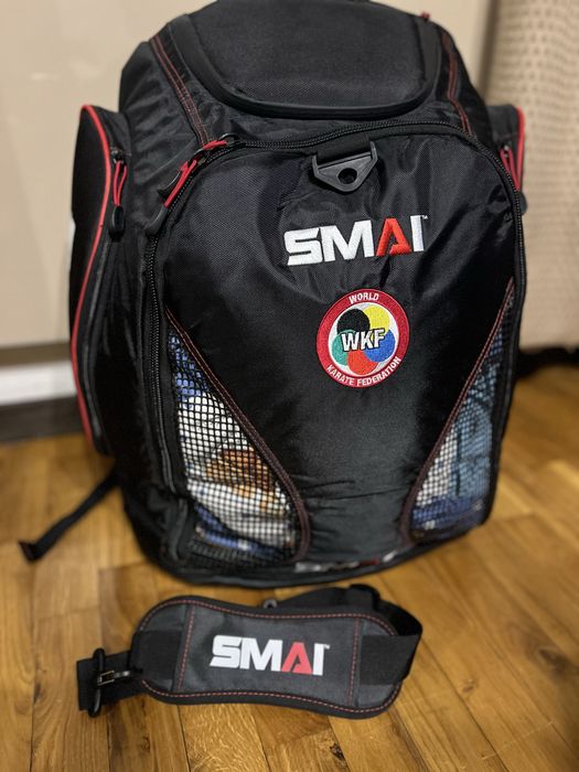 Спортивно тренувальна сумка рюкзак SMAI WKF