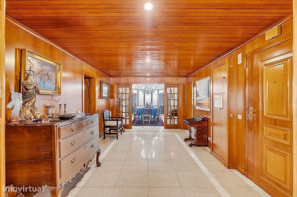 Apartamento T4 para venda