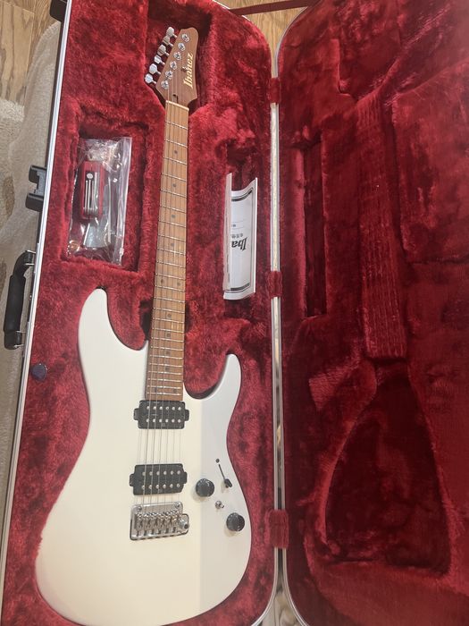 Ibanez az2402 Prestige