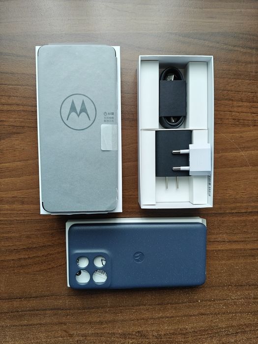 Motorola G100 Pro 8/256 Gb, Amoled 120 Гц, Dimensity 7300, IP69!