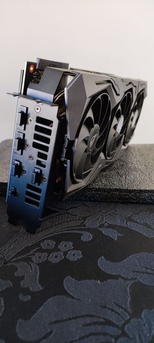 Placa gráfica Asus ROG Strix RTX 2080 Super Gaming Advanced 8GB