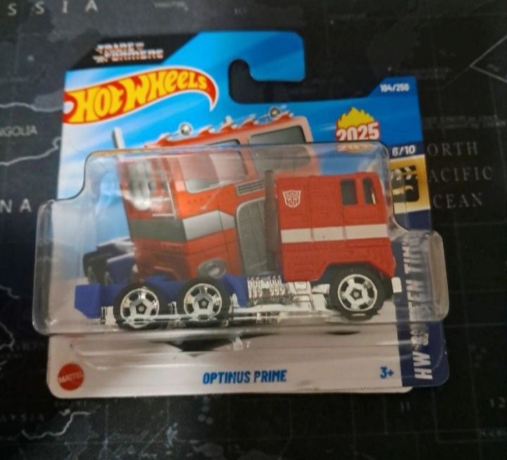 Optimus prime hot wheels
