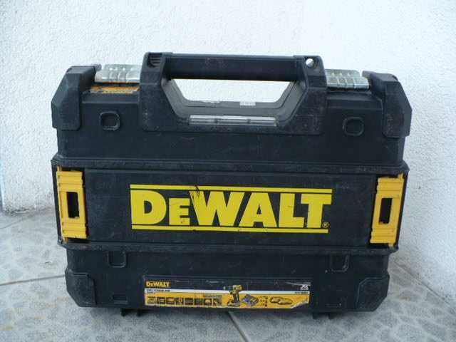 Wiertarko-Wkrętarka Wiertarka Dewalt DCD796 18V Udar Bezszczotkowa Led