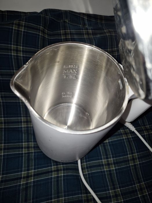 Magio Електрочайник 1.5л