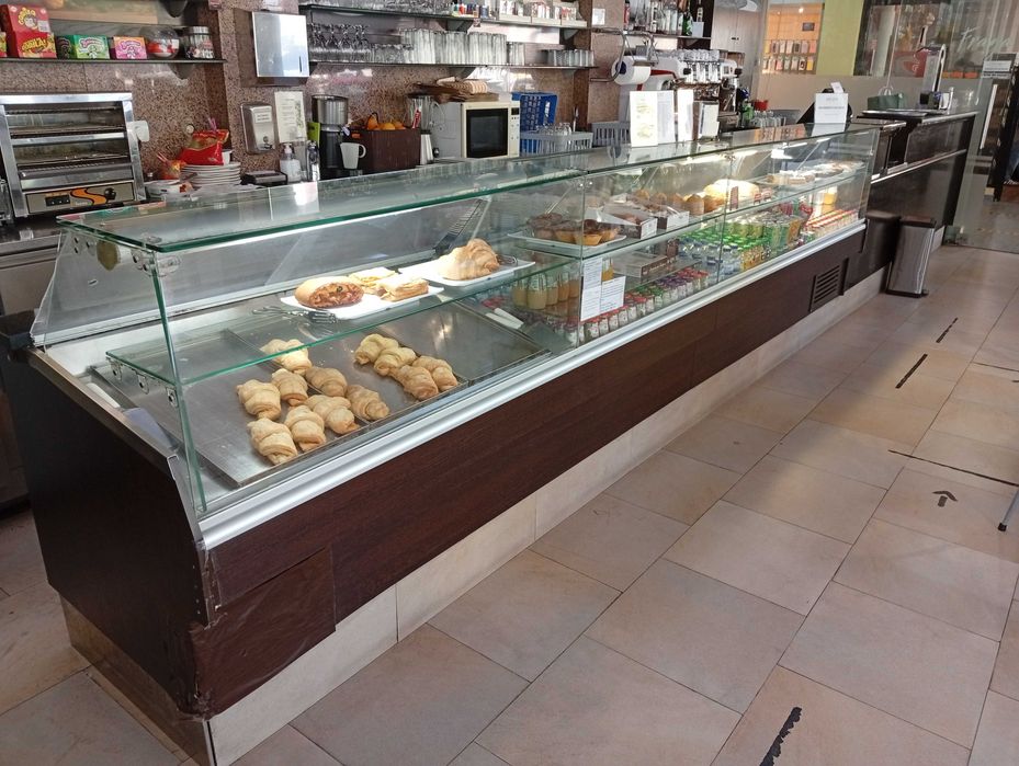 Conjunto vitrines pastelaria