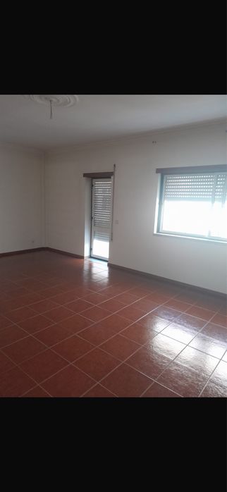 Apartamento T3, para arrendamento, GUARDA ( Urbanizacao Castelos Velhos)